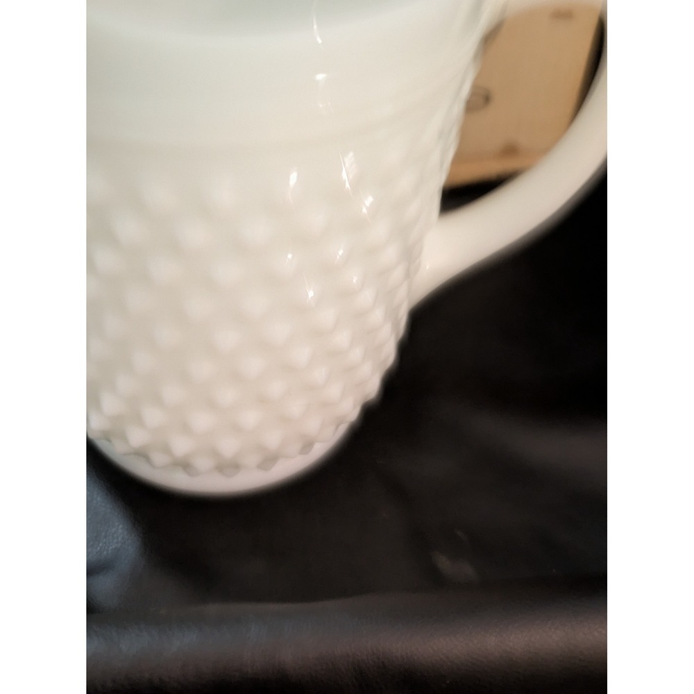 Anchor Hocking Milk White Hobnail Water Set 7 Piece Pitcher & Tumblers with Box - Picture 4 of 16